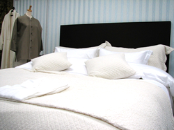 服部テキスタイル株式会社